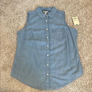 St. John's Bay Collared Sleeveless Button-Down Shirt